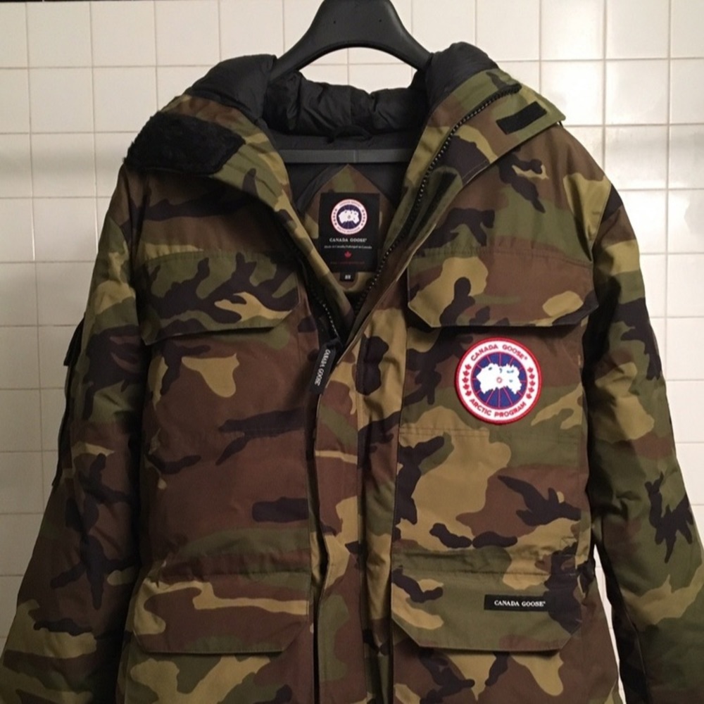 Canada goose camo parka (limited release)